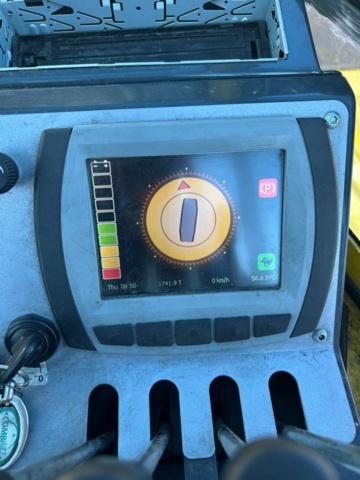 1344183-10 Fyrvägstruck Combilift CBE3000, årsmodell 2017