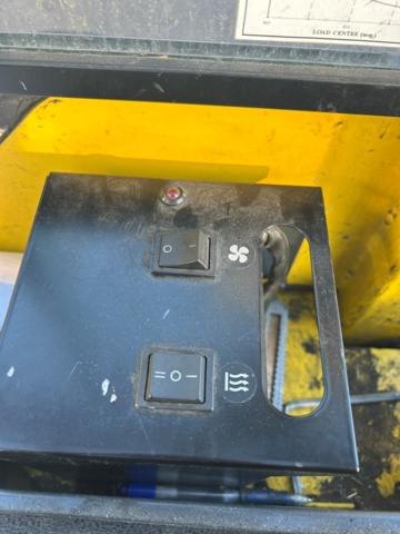 1344183-12 Fyrvägstruck Combilift CBE3000, årsmodell 2017