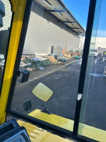 1344183-18 Fyrvägstruck Combilift CBE3000, årsmodell 2017