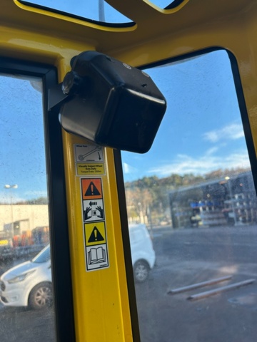 1344183-19 Fyrvägstruck Combilift CBE3000, årsmodell 2017