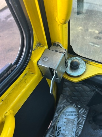 1344183-21 Fyrvägstruck Combilift CBE3000, årsmodell 2017