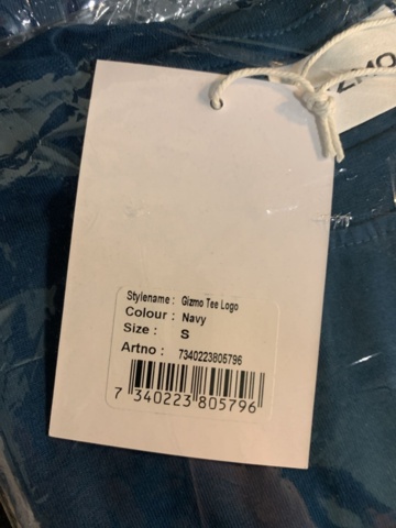 1432127-13 9 st klädesplagg, Strl S