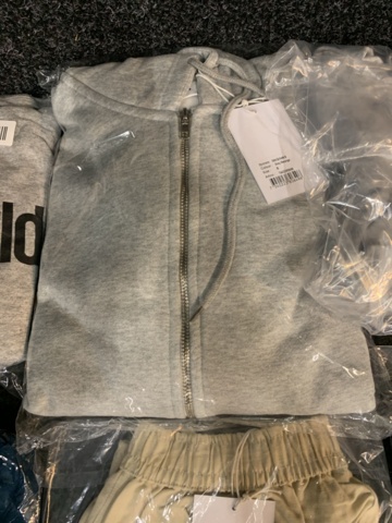 1432130-10 9 st klädesplagg, Strl S