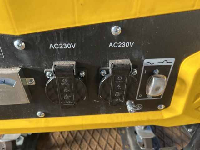 1267737-4 Elverk - Stanley SG2400B