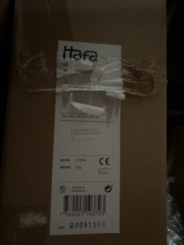 1267741-10 Badrumsinredning: Tvättställsskåp och blandare