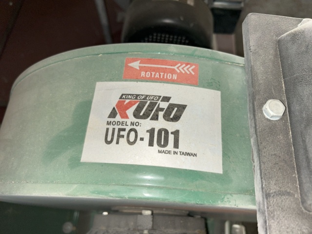 1267746-8 Chip vacuum cleaner 2pcs - KUFO UFO-101