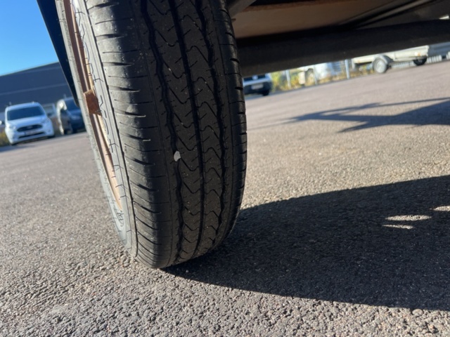 1351342-8 Gallersläp - Thule LS0650U, -2008