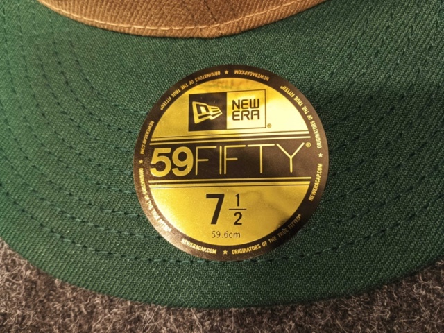 1433358-6 4 st Kepsar New Era, strl 7 1/2 (59,6 cm)