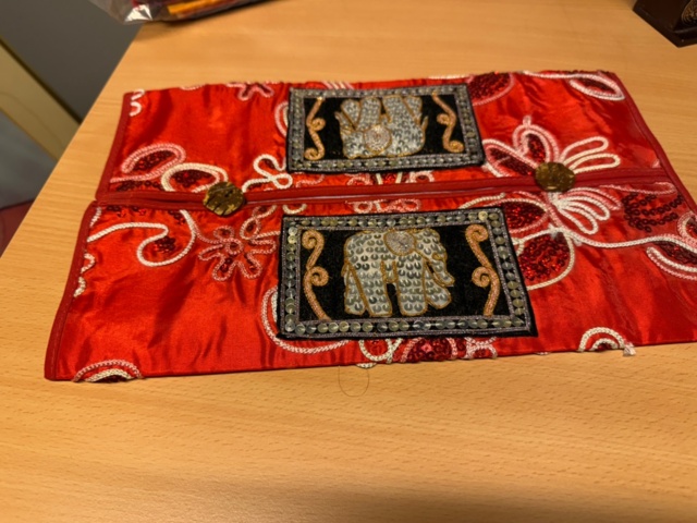 1352112-3 Rökelseställ m.m