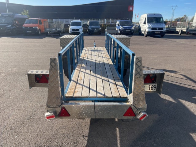 1351343-6 Materialsläp