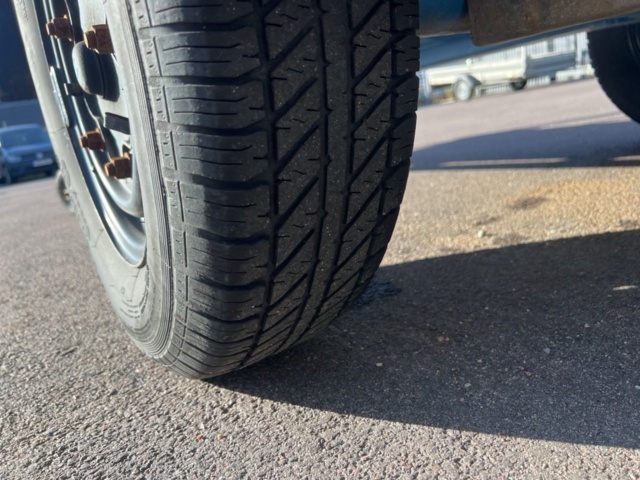 1351343-10 Materialsläp