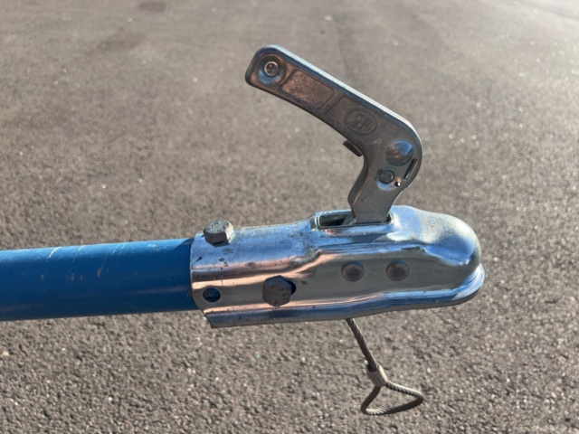 1351343-15 Materialsläp