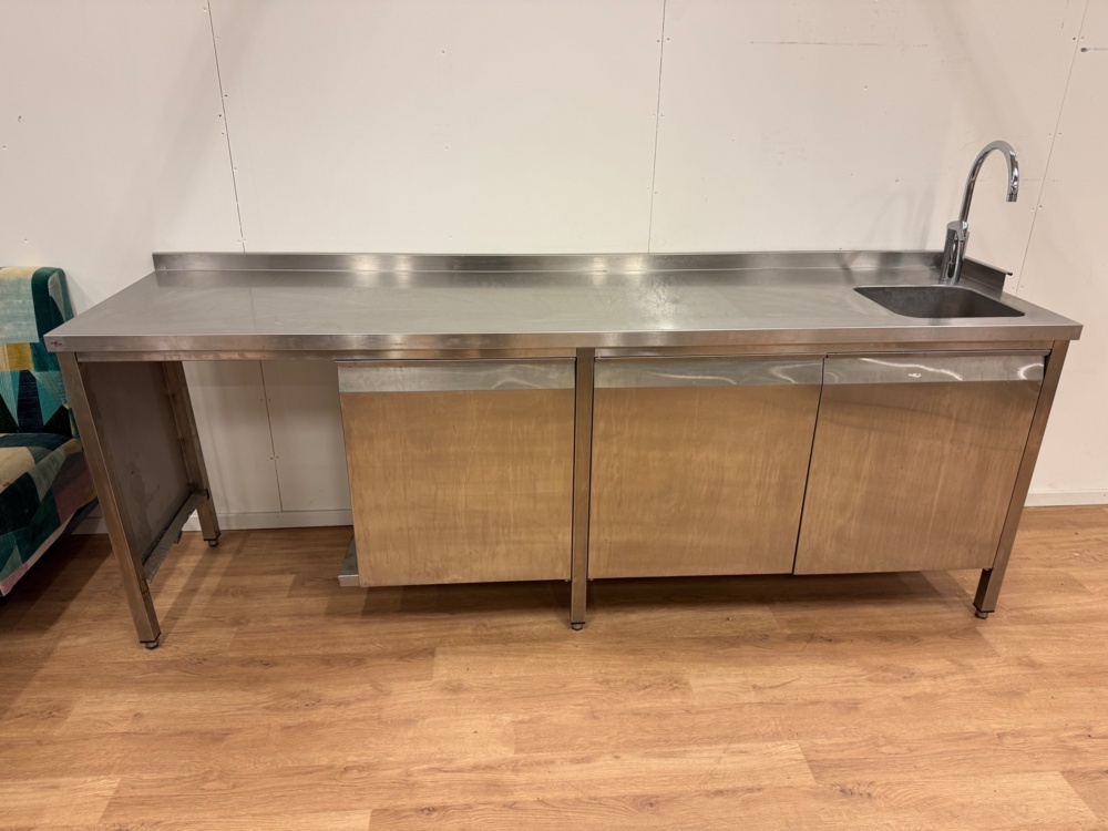 1199693-1 Large stainless steel sink with sink and mixer