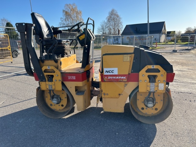 1267788-5 Vält - Dynapac CC102 -1998