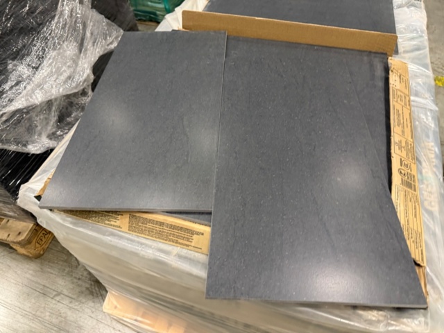 1435068-4 Dark Marble granitkeramik 129kvm, 30x60 cm