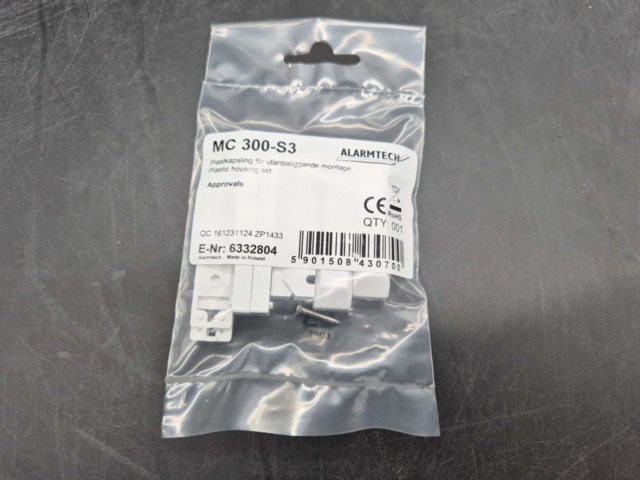 1434298-2 Plastkapsling 88 st – Alarmtech, för utanpåliggande montage MC 300-S3