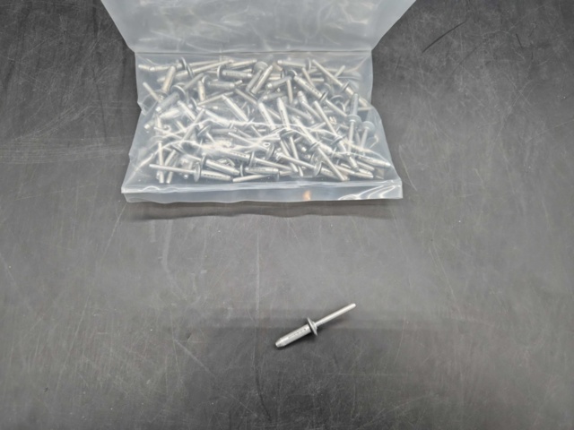 Rivet aluminum approx. 450 pcs 6.3x23.4 mm with neoprene ring - Van der ...