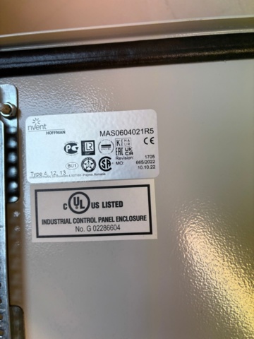 1435314-5 Komplett batterianläggning 88 kWh – 20 pallar med batterier & styrsystem