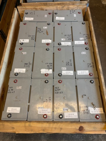 1435318-1 Energilagringssystem – YUASA SWL2500TFR, 14 st batterier