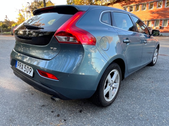 176463-7 Volvo V40 T2 Manuell, 120hk, 2014 - En ägare!