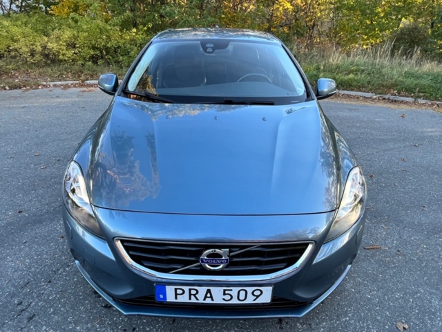 176463-11 Volvo V40 T2 Manuell, 120hk, 2014 - En ägare!