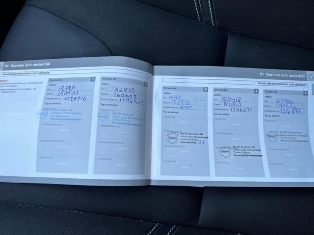 176463-24 Volvo V40 T2 Manuell, 120hk, 2014 - En ägare!