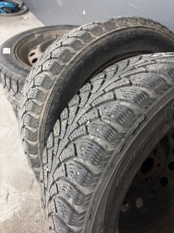 1420974-2 Vinterdäck 4 st med fälgar - Nokian Nordman 4, 205/55 R16 94T XL