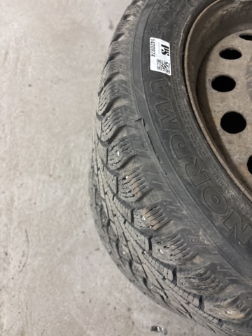 1420974-3 Vinterdäck 4 st med fälgar - Nokian Nordman 4, 205/55 R16 94T XL