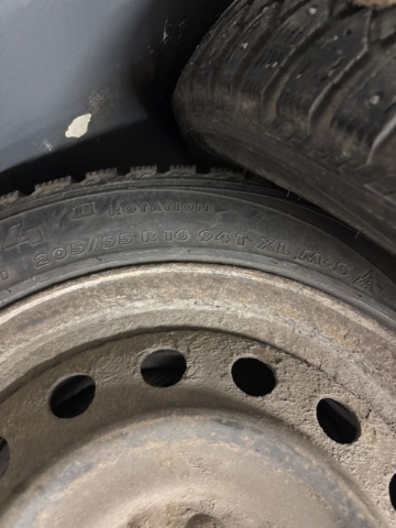 1420974-6 Vinterdäck 4 st med fälgar - Nokian Nordman 4, 205/55 R16 94T XL