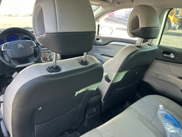 1430650-26 Citroën C4 1.6 BlueHDi EAT, 120hk, 2016