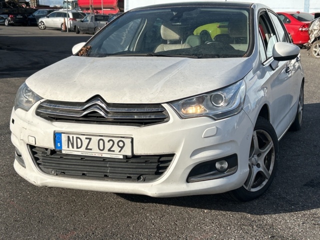 1430650-1 Citroën C4 1.6 BlueHDi EAT, 120hk, 2016