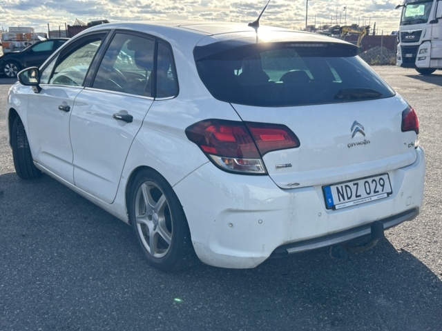 1430650-3 Citroën C4 1.6 BlueHDi EAT, 120hk, 2016