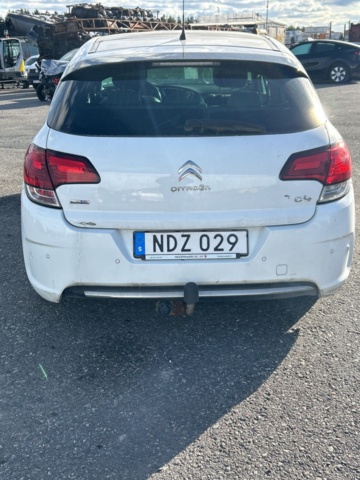 1430650-4 Citroën C4 1.6 BlueHDi EAT, 120hk, 2016