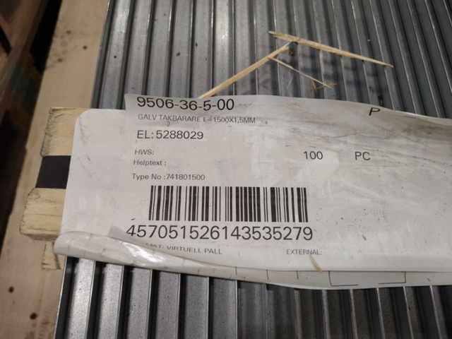 1432396-3 Galvaniserad takbärare, ca 147 st - L=1500x1,5 mm