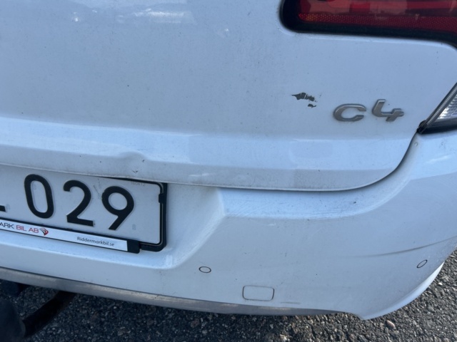 1430650-54 Citroën C4 1.6 BlueHDi EAT, 120hk, 2016