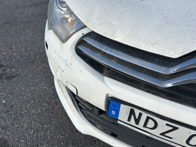 1430650-60 Citroën C4 1.6 BlueHDi EAT, 120hk, 2016