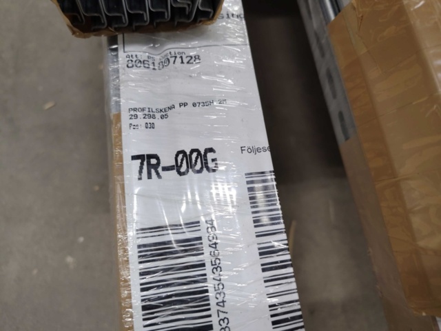 1432397-4 Profilskena, ca 300 st - PP 0735H 2 m