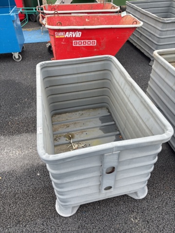 1372547-1 Berglöfslåda 600 liter