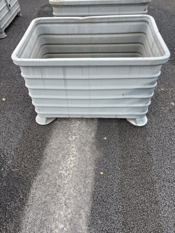 1372547-4 Berglöfslåda 600 liter