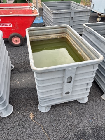 1372548-1 Berglöfslåda 600 liter