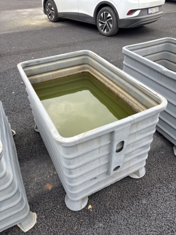 1372548-3 Berglöfslåda 600 liter