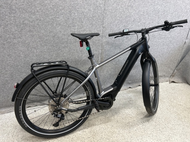 1388318-3 Elcykel Bergamont E-Revox Rigid