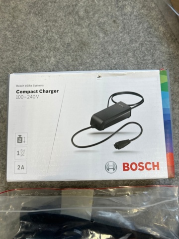 1388318-9 Elcykel Bergamont E-Revox Rigid