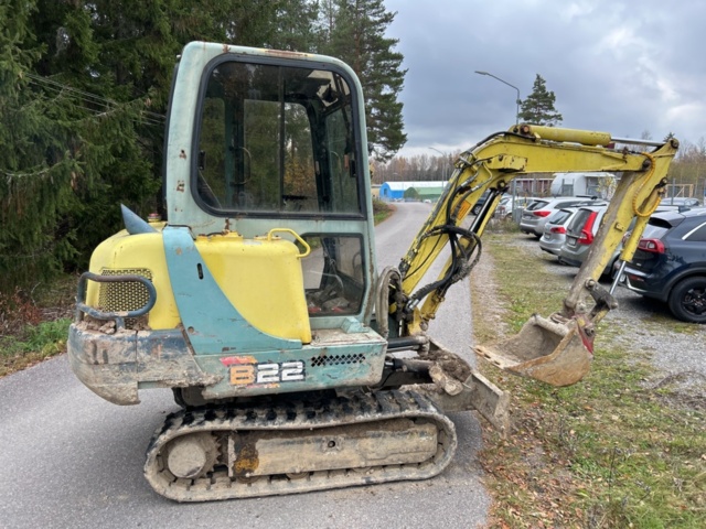 1267790-4 Bandgrävare Yanmar B22.2