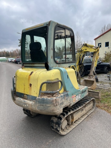 1267790-5 Bandgrävare Yanmar B22.2