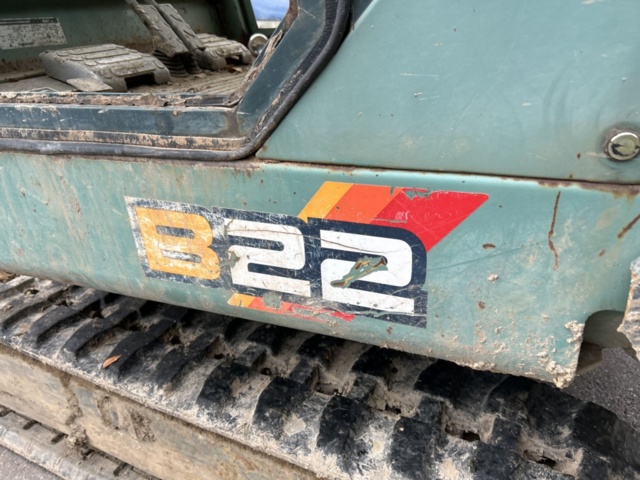 1267790-9 Bandgrävare Yanmar B22.2