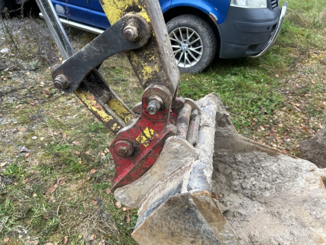 1267790-15 Bandgrävare Yanmar B22.2