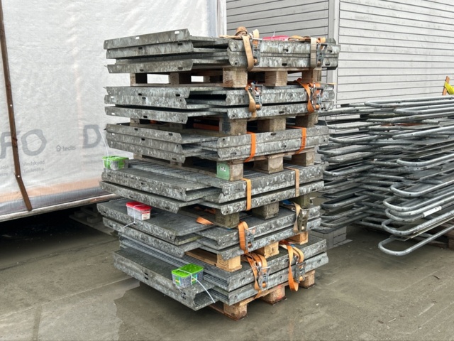 1361344-3 Ramper 12 st - Weland