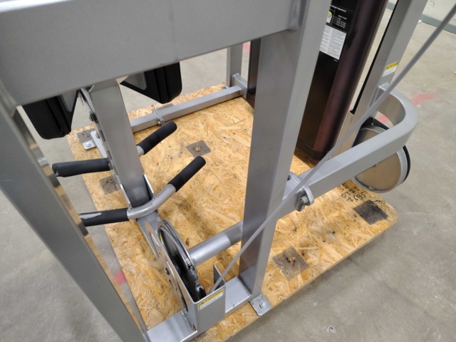 1436594-4 Rotation machine – Cybex Eagle Torso Rotation