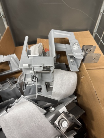 1421005-4 Montagematerial för solceller 12 kartonger - Powerhooks / Power Optimizers